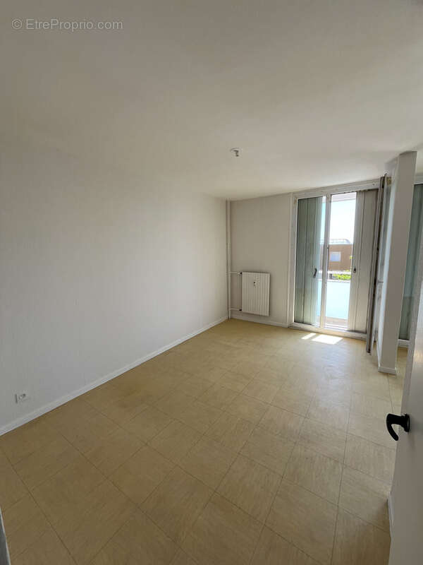 Appartement à PORT-DE-BOUC