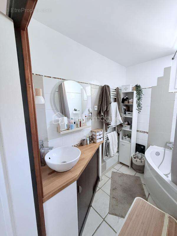 Appartement à SALON-DE-PROVENCE