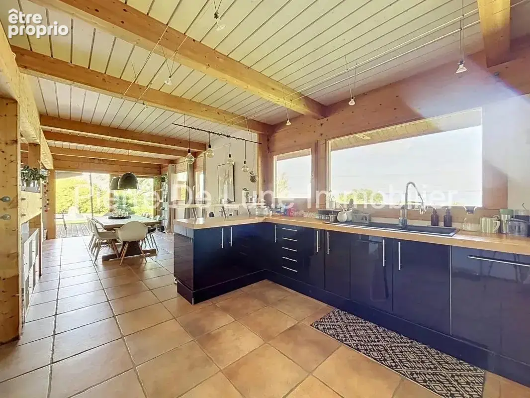 Trévignin – Maison d'exception en ossature bois avec vue dominante, piscine et panorama sur les montagnes - photo 12