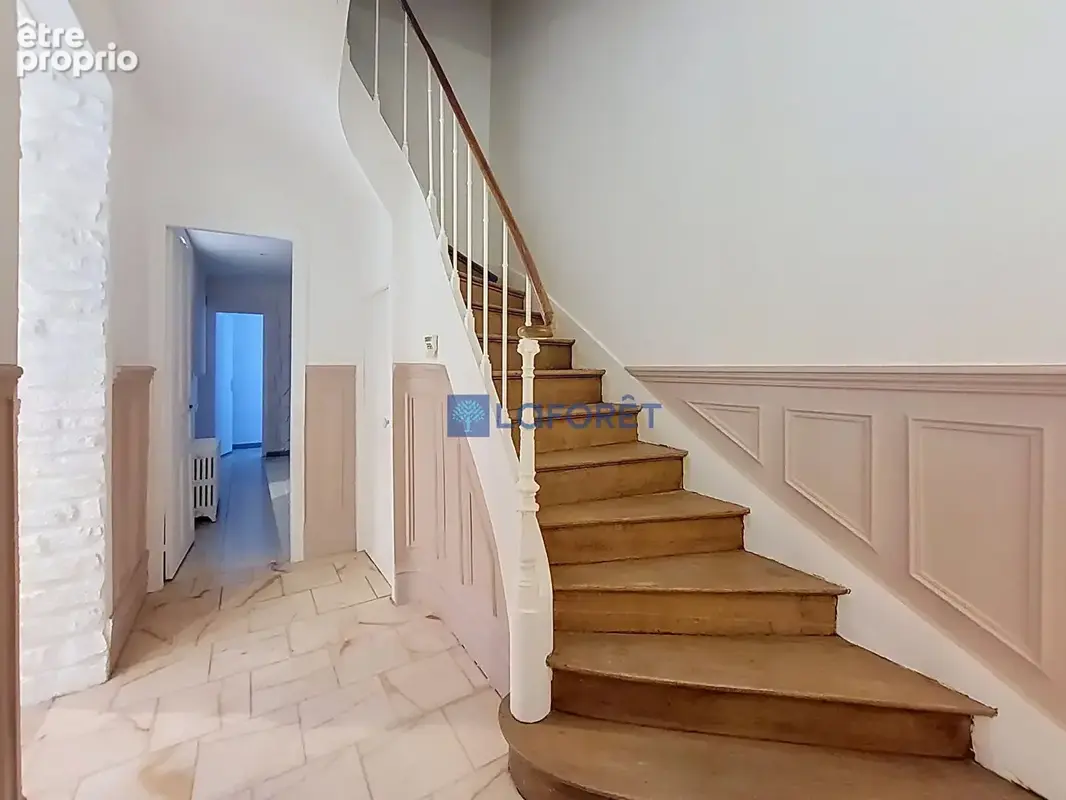 Maison Saint Quentin 6 pièce(s) 181.27 m2 - photo 5