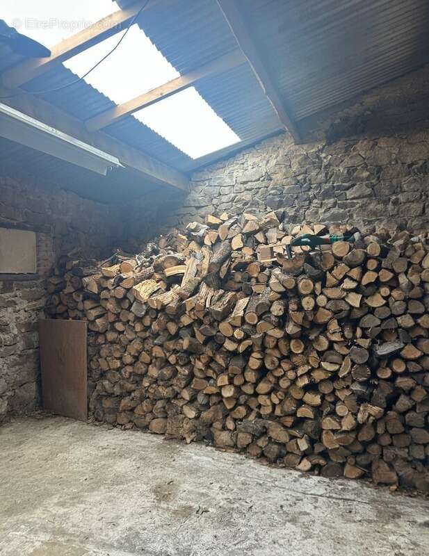 Maison à SAINT-SORNIN-LEULAC