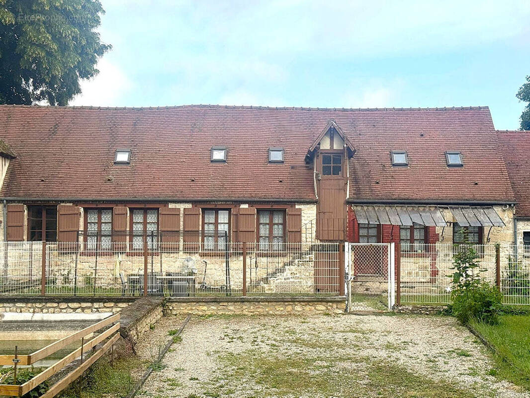 Maison à COMPIEGNE