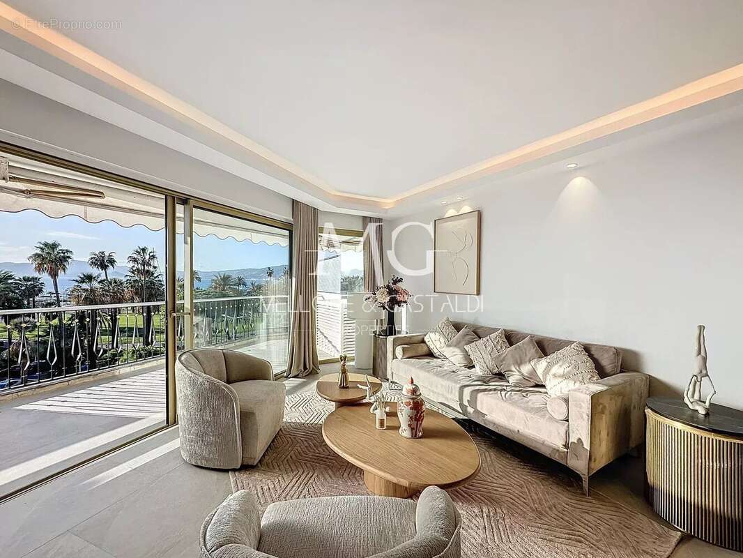 Appartement à CANNES