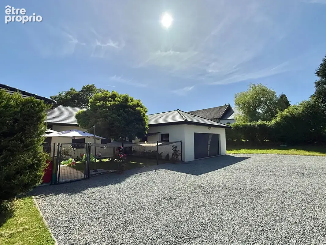 MANZAT / Villa contemporaine à vendre de 225 M2 habitables, belles prestations ! - photo 2