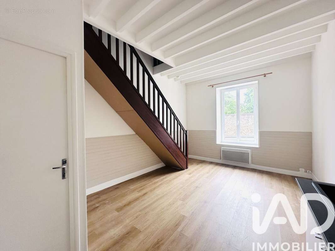 Photo 2 - Appartement à ETAMPES