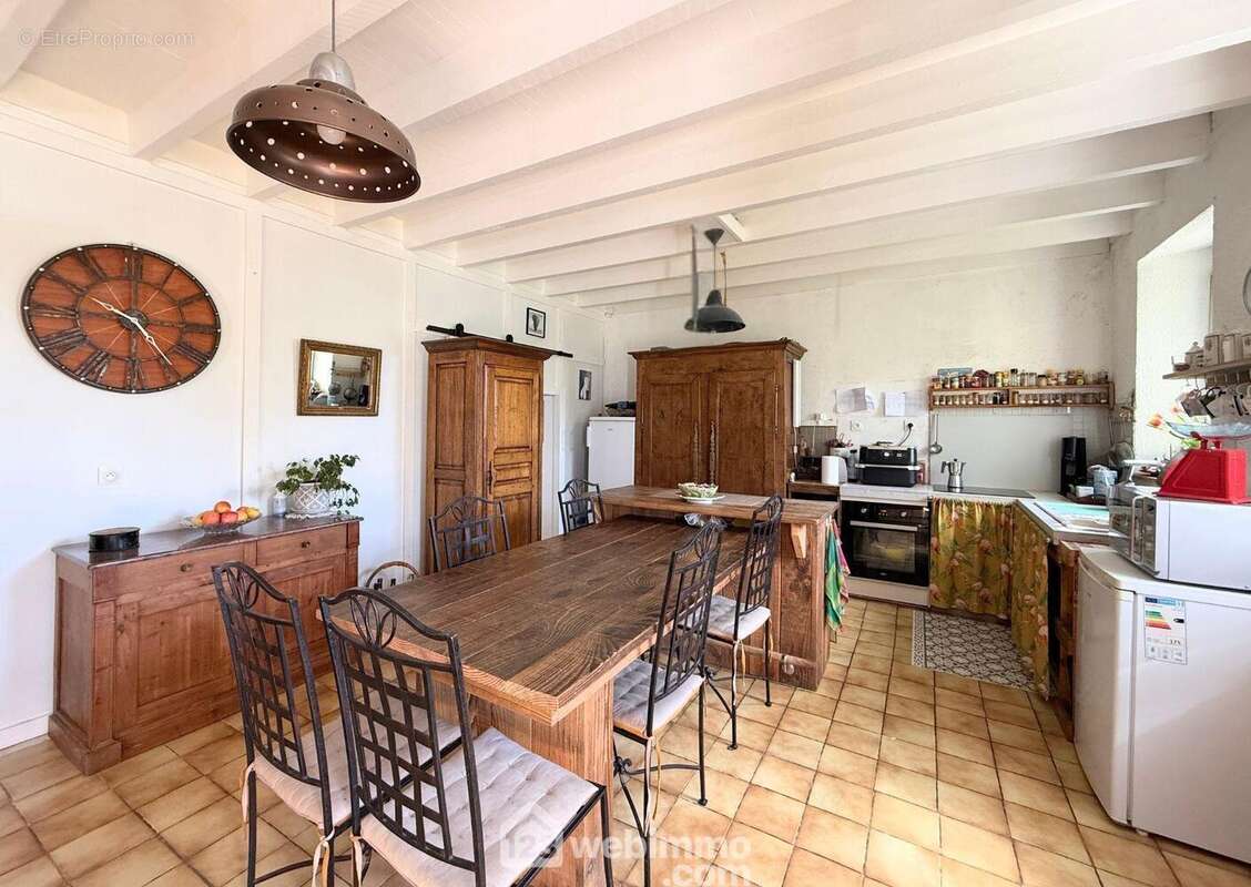 Maison 94 m² à Ploumilliau  - photo 7