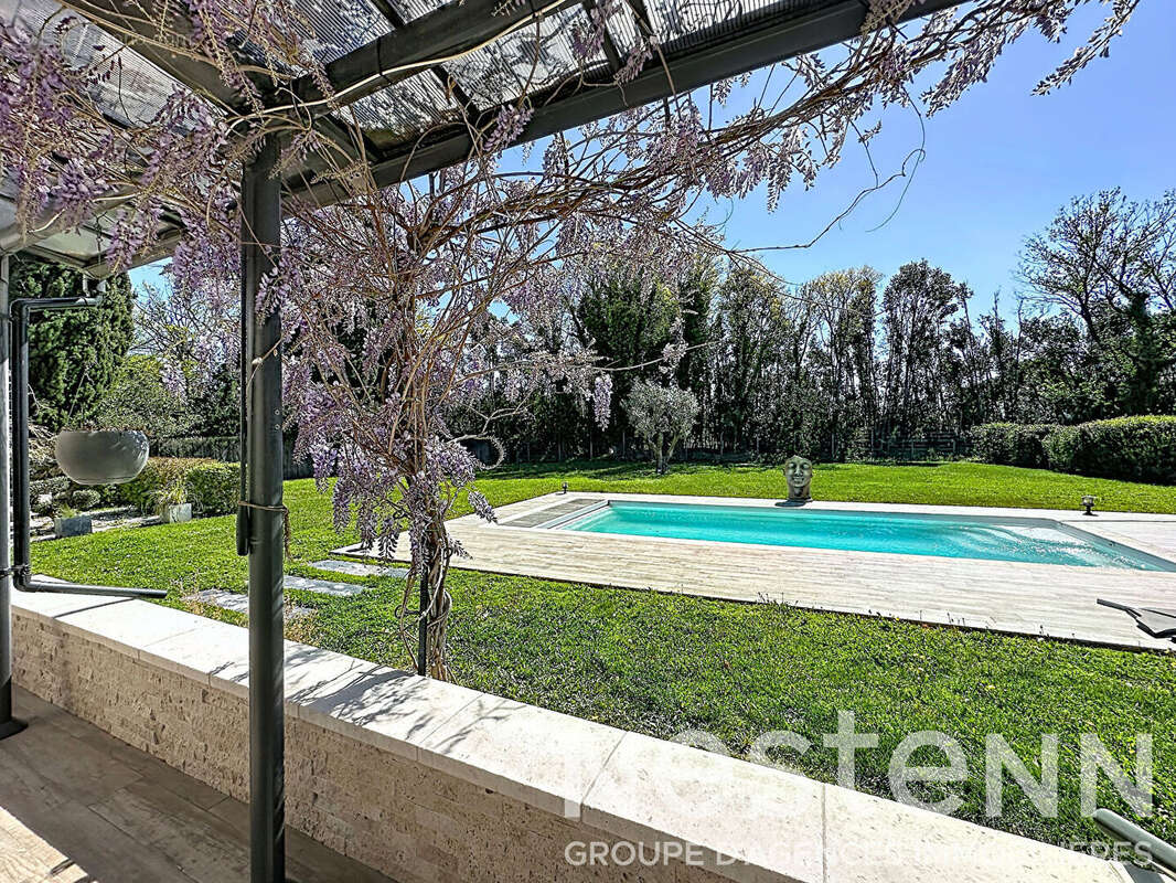 Maison à SAINT-MARTIN-DE-CRAU