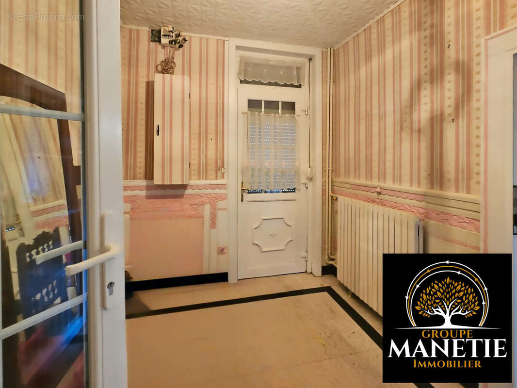 Entrée - Maison à IWUY