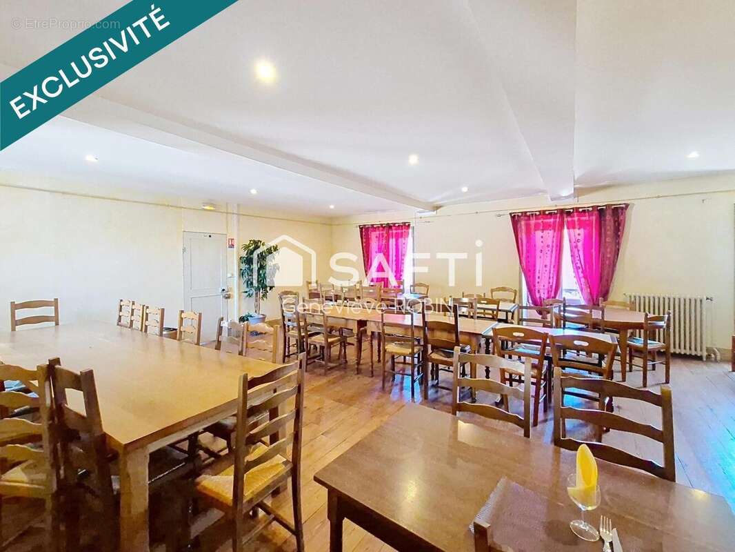 Commerce 256 m² à Vaugneray  - photo 5