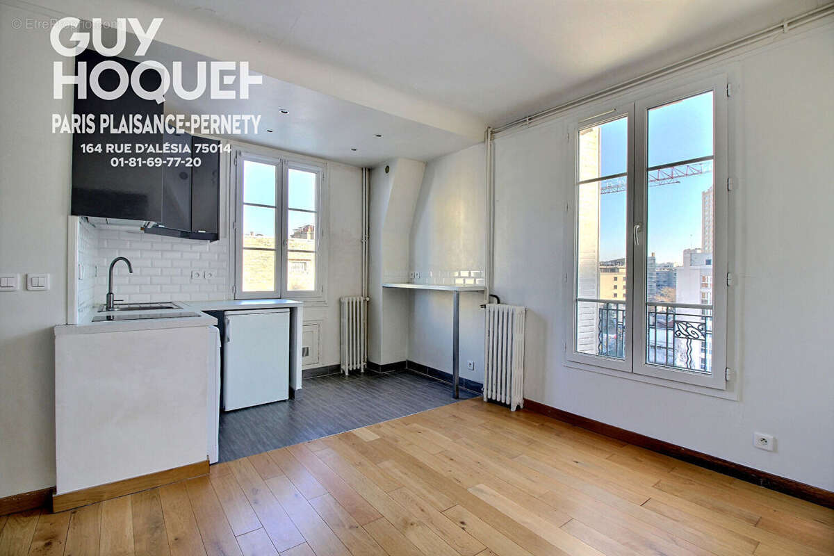 Appartement à PARIS-14E