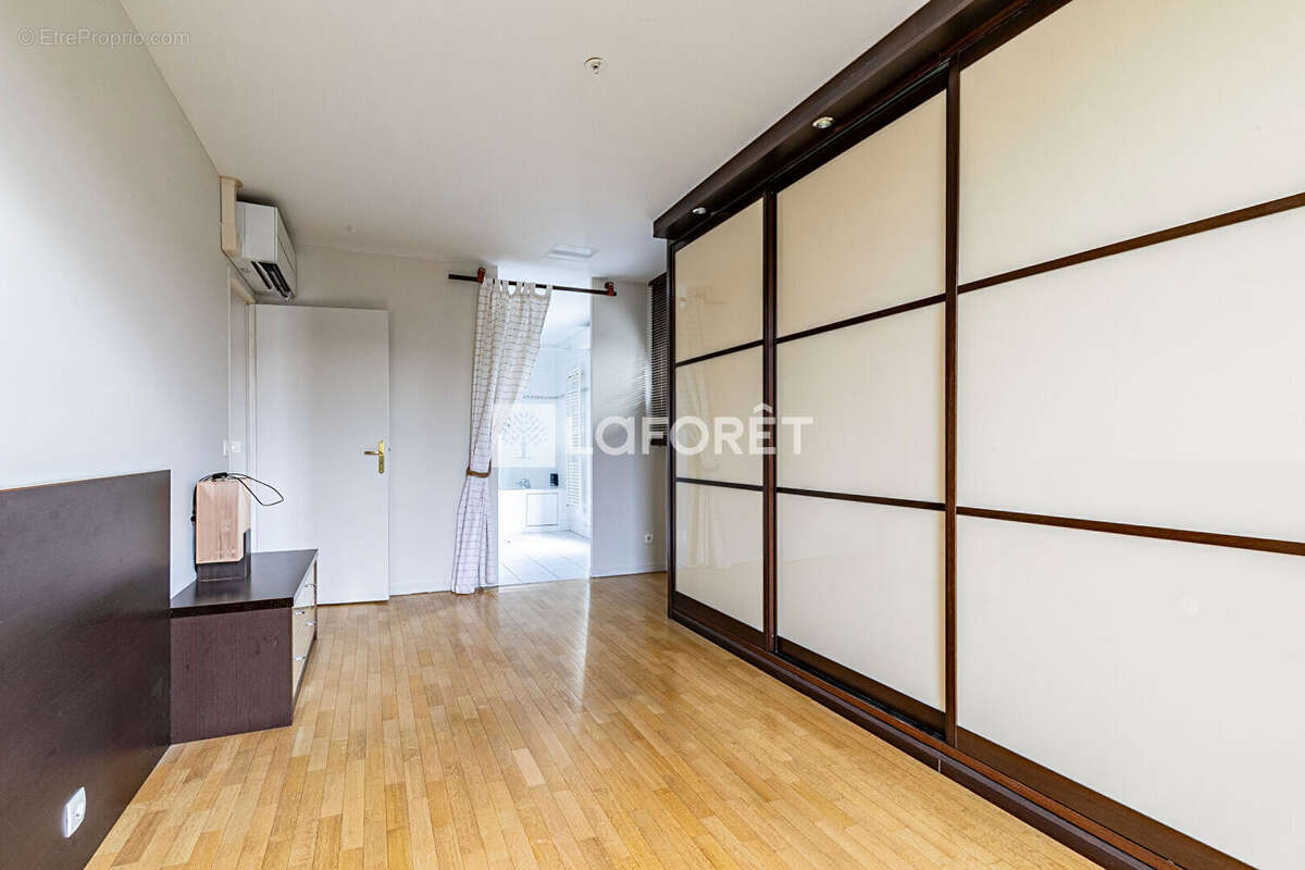 Appartement à VILLEJUIF