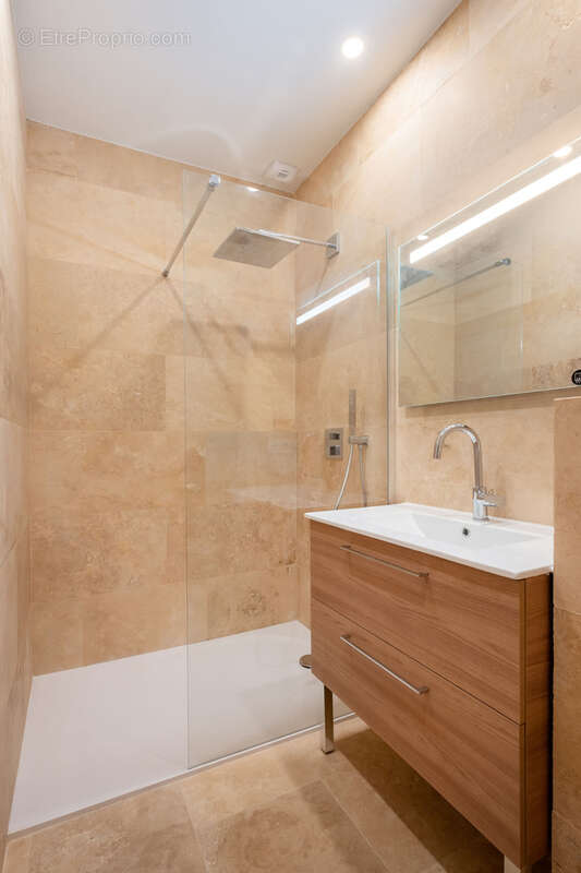 Appartement de Charme, rénové par un architecte à Uzès - photo 7