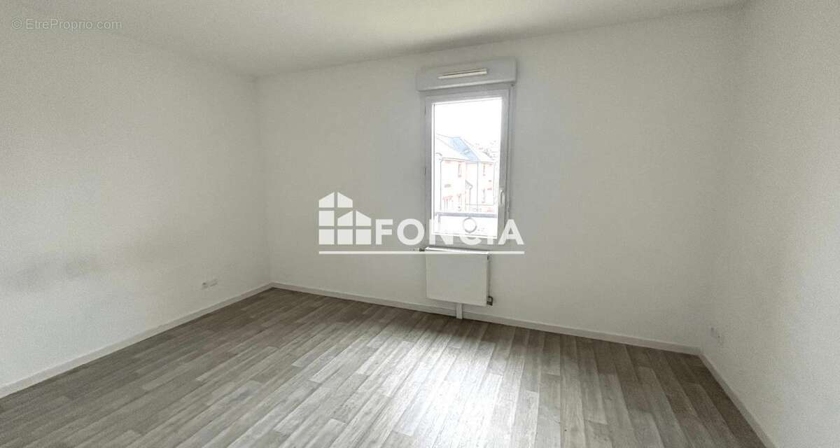 Appartement à SAINT-PRYVE-SAINT-MESMIN