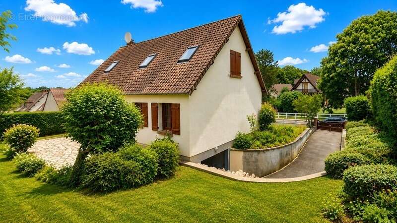 Coup de cœur assuré ! Élégante maison familiale de 122,5 m² sur un magnifique terrain arboré de 1 146 m² – Rainvillers - photo 24
