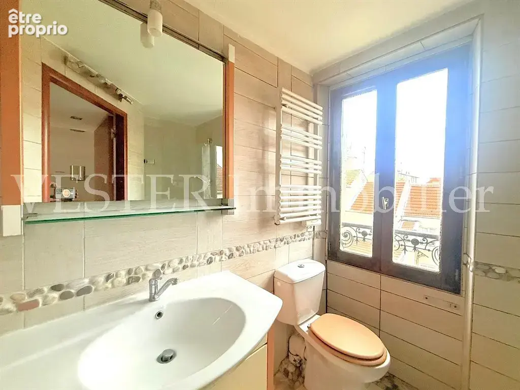Au Cœur de COLOMBES - 2 pieces de 48.5 m² - photo 9