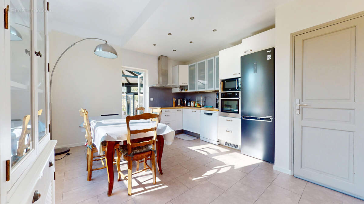 Maison à MONTIGNY-LES-CORMEILLES