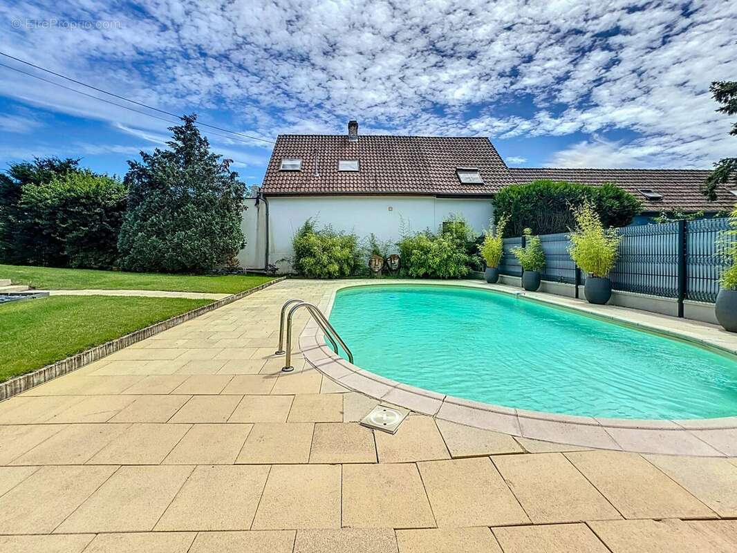 Maison à SCHWEIGHOUSE-SUR-MODER