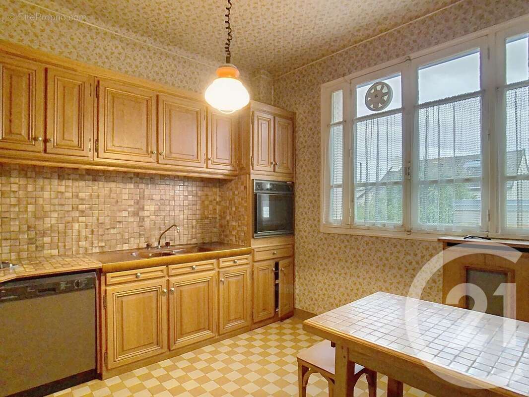 Photo 9 - Maison à THIAIS