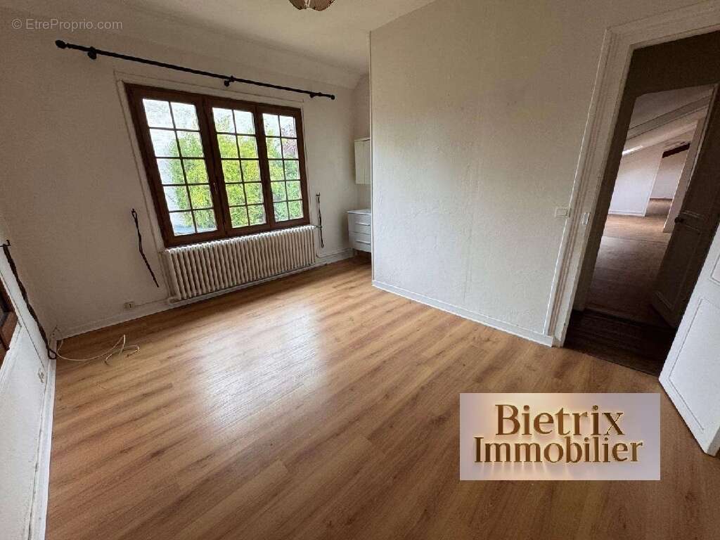 Maison à L&#039;ISLE-ADAM