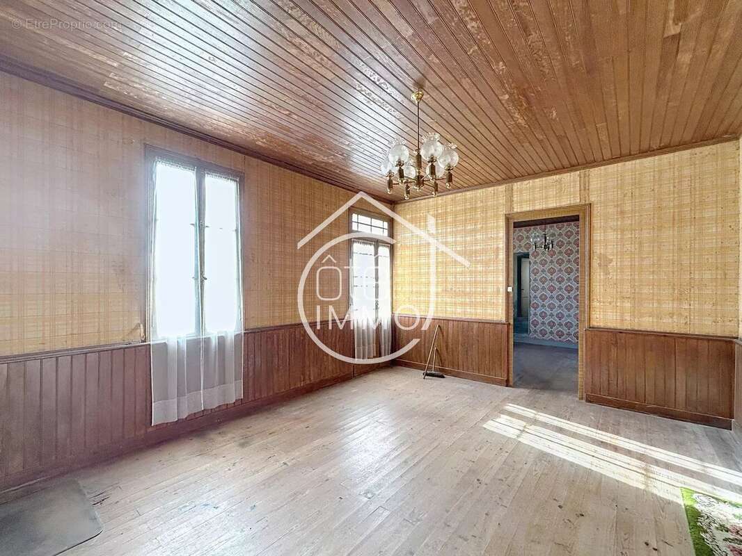 Maison à CASTILLON-LA-BATAILLE