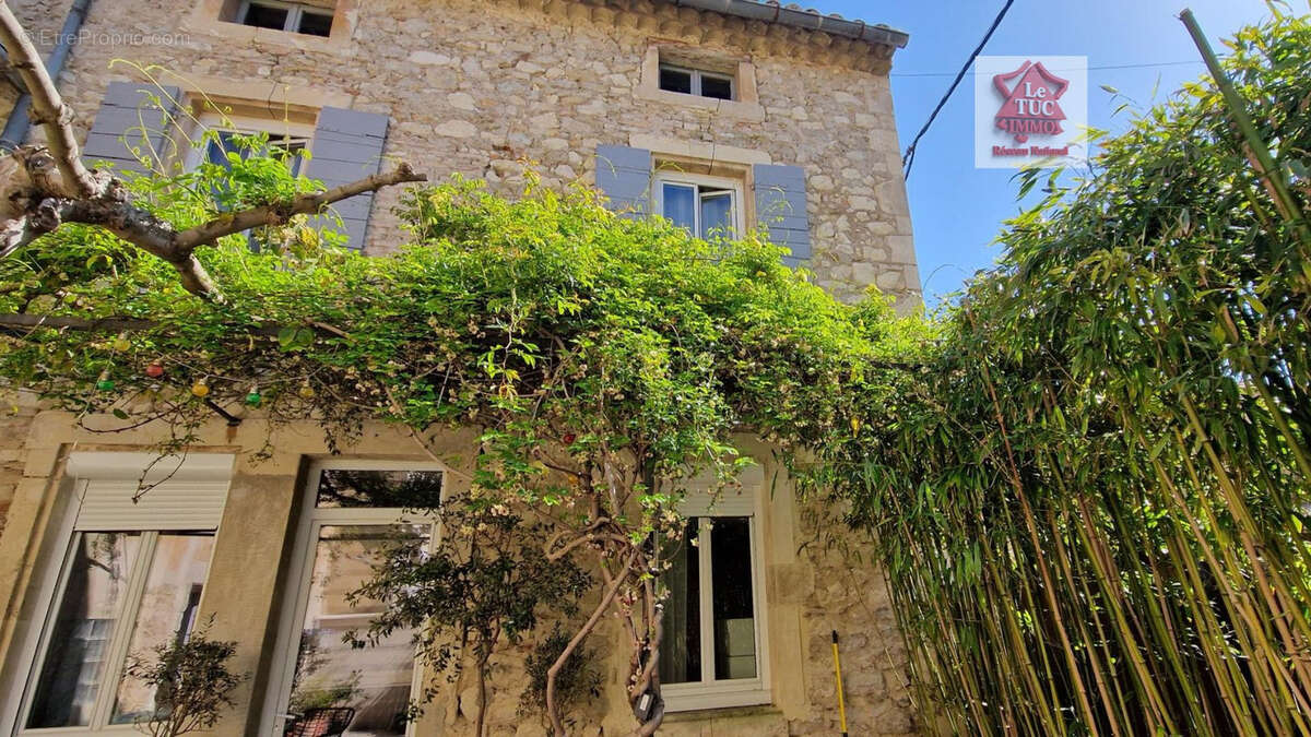 Maison à LAPALUD
