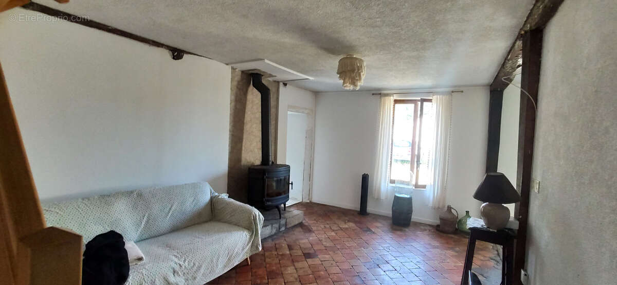 Maison à DRY