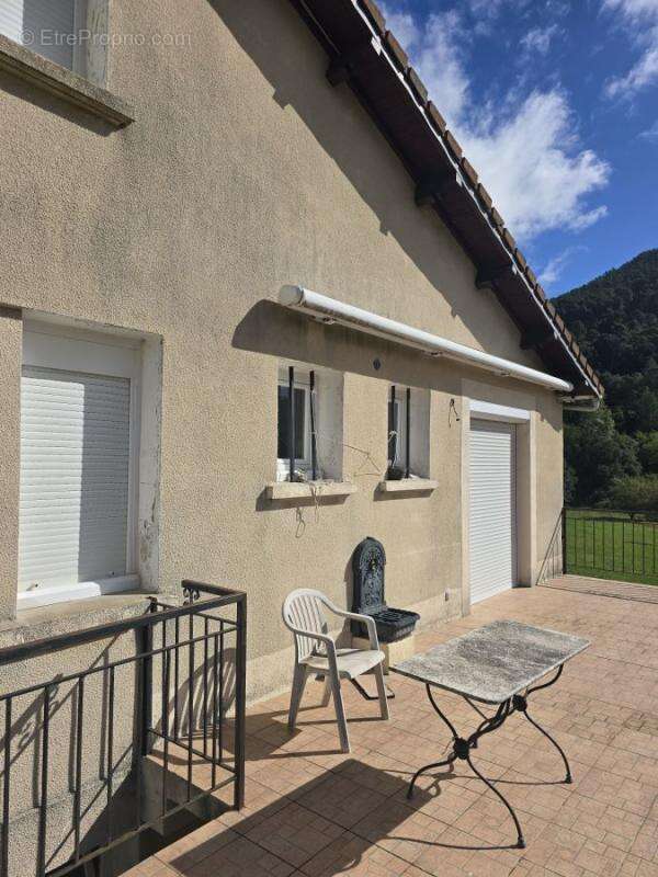 Maison à SAINT-ETIENNE-VALLEE-FRANCAISE