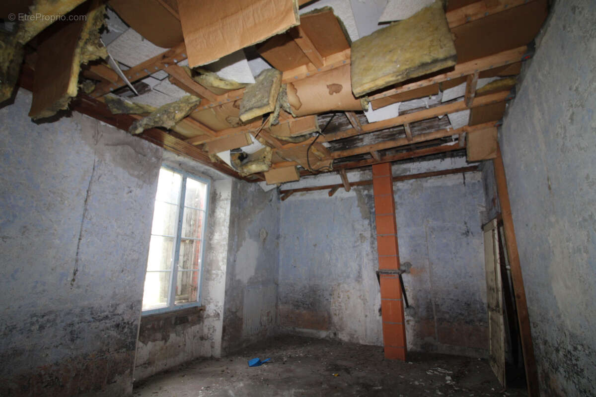 Maison à MOLIERES-SUR-CEZE