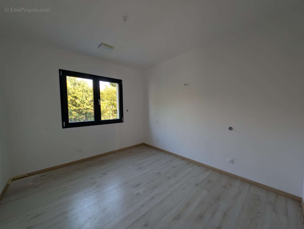 Maison à TOUROUZELLE