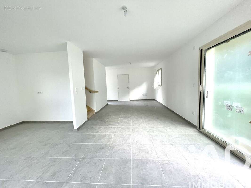 Photo 7 - Maison à COGNIN-LES-GORGES