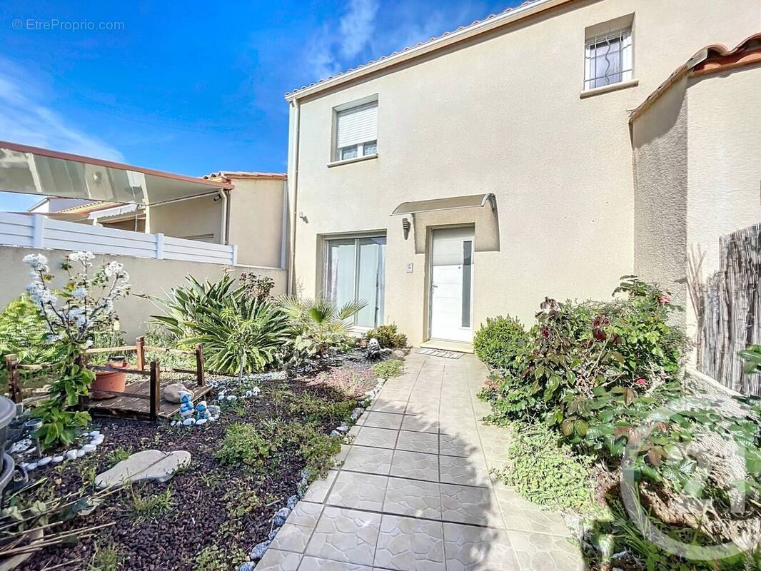 Maison à LATOUR-BAS-ELNE