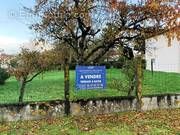 Terrain à SAINT-JEAN-DE-LIVERSAY