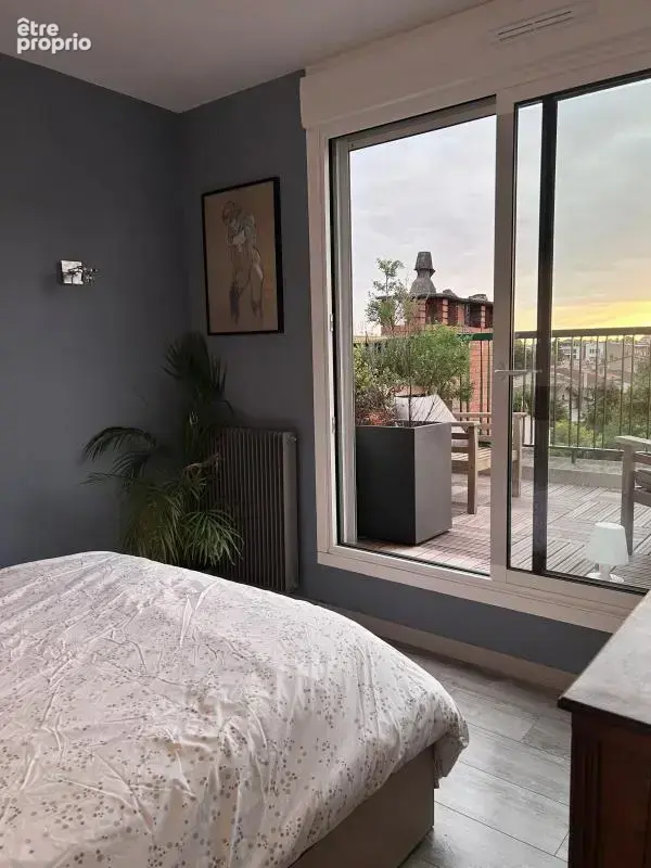 Magnifique T3 traversant avec grande terrasse – Le Busca - photo 5