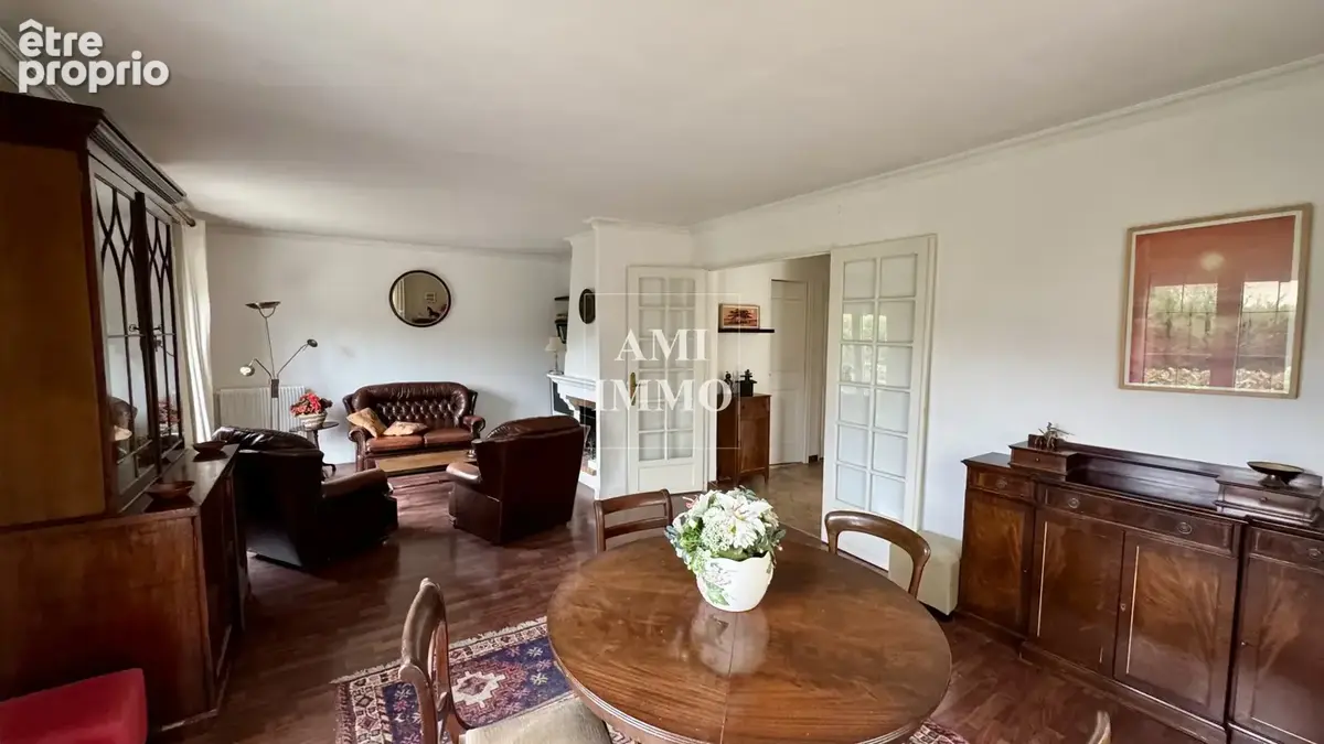 Maison de charme avec véranda, terrasse, jardin et garage - photo 5