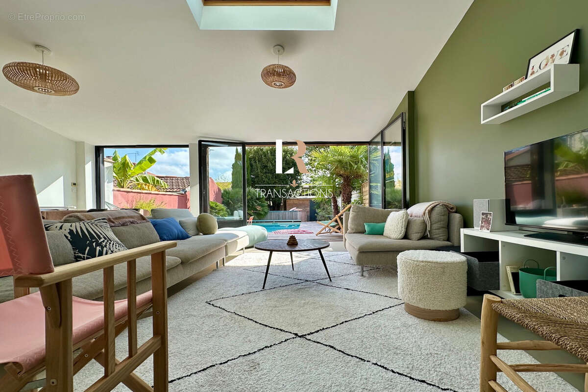 Maison à LA ROCHELLE