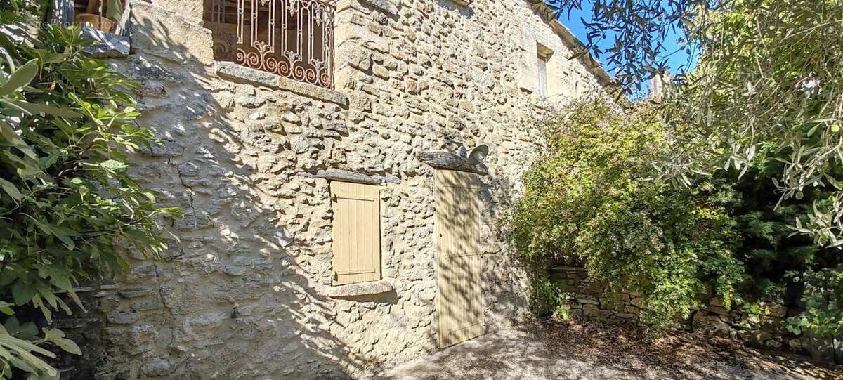 Maison à FORCALQUIER