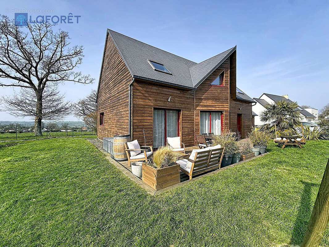 Maison à MONTILLY-SUR-NOIREAU