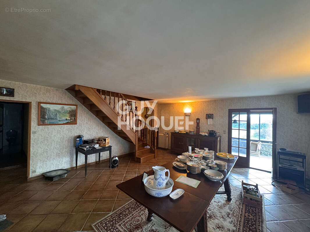 Maison à AUXY
