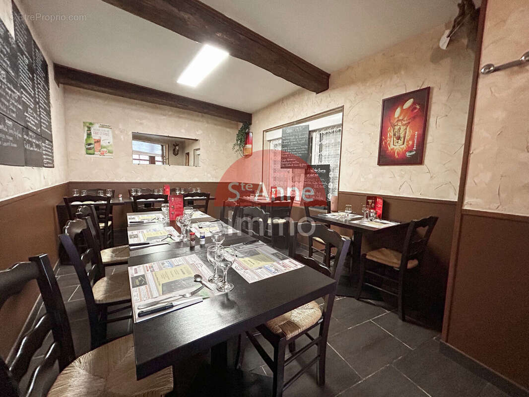 Photo 3 - Commerce à ROYE