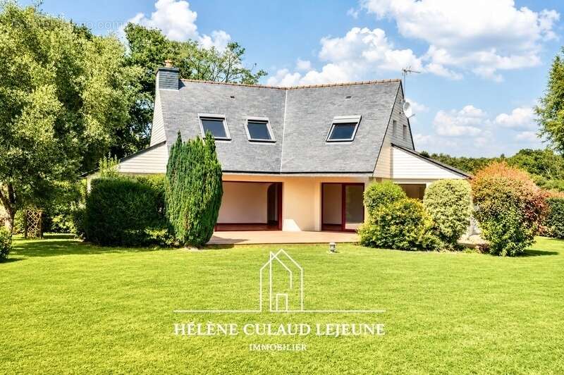 Maison à PLUVIGNER