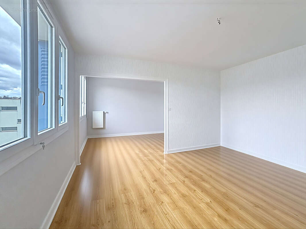 Appartement à VOIRON