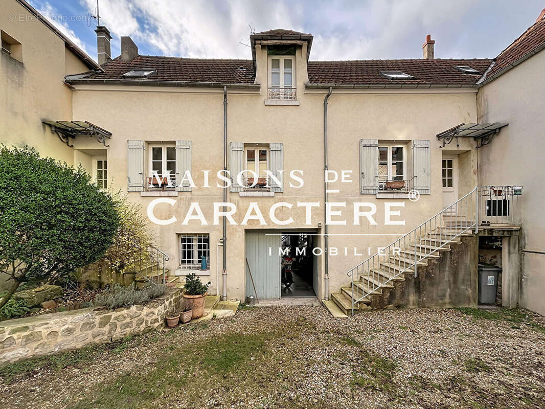 Maison à TRIEL-SUR-SEINE