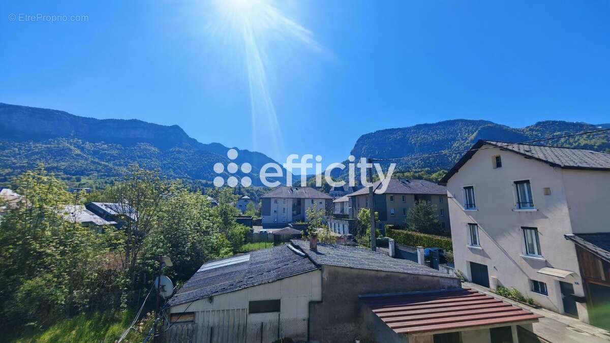 Appartement à SAINT-LAURENT-DU-PONT