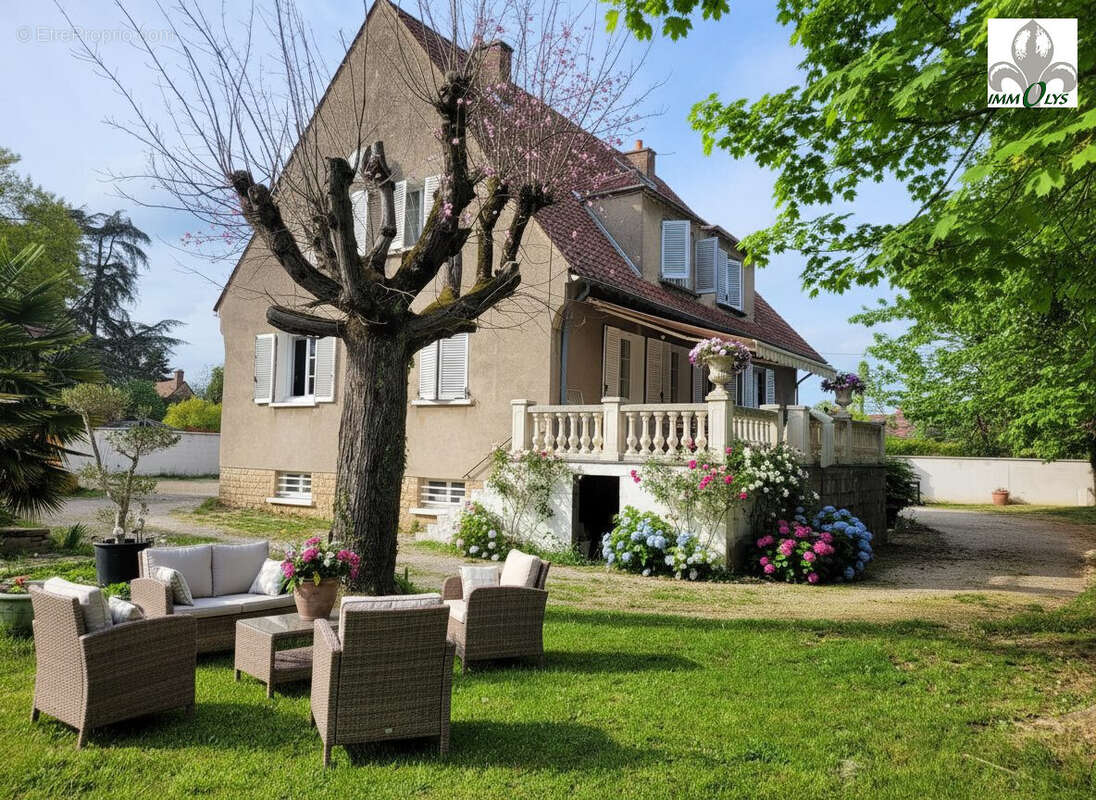 Maison à SENNECEY-LE-GRAND