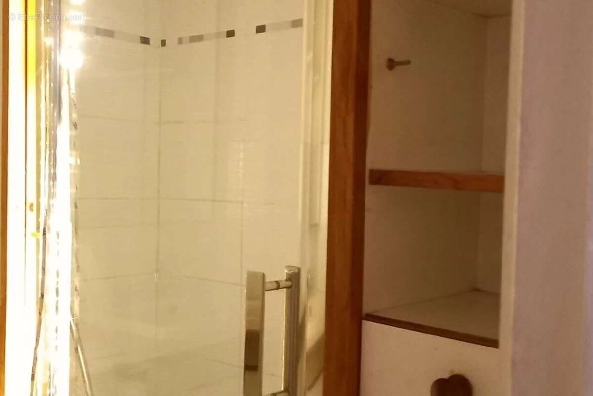 Appartement à SAINT-MAUR-DES-FOSSES