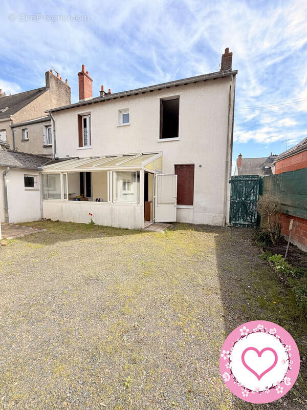 Maison à SULLY-SUR-LOIRE