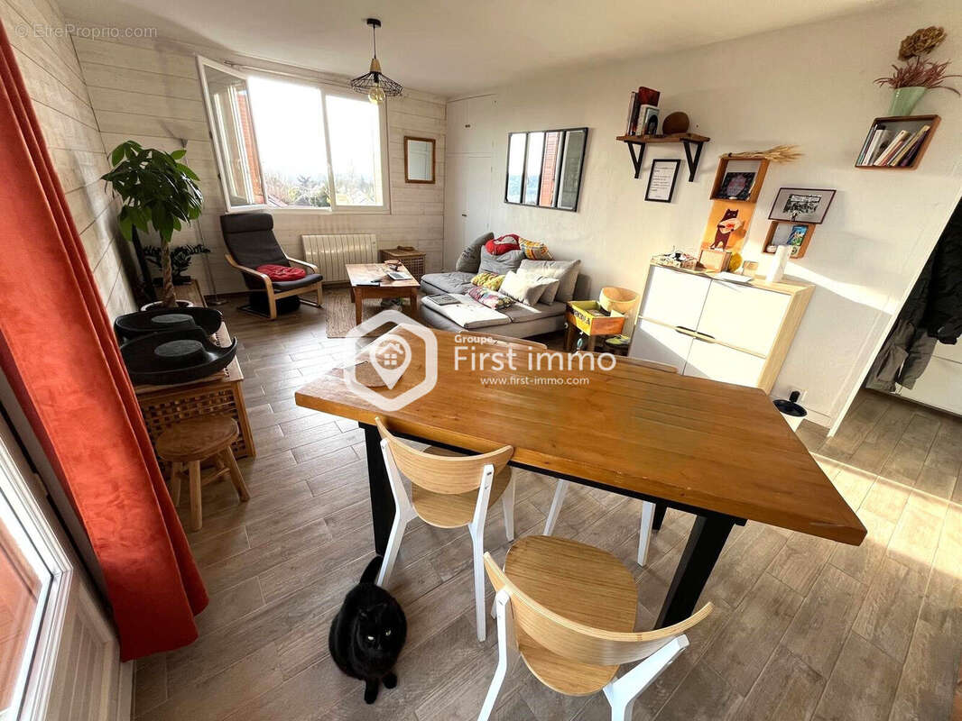 Appartement à THORIGNY-SUR-MARNE