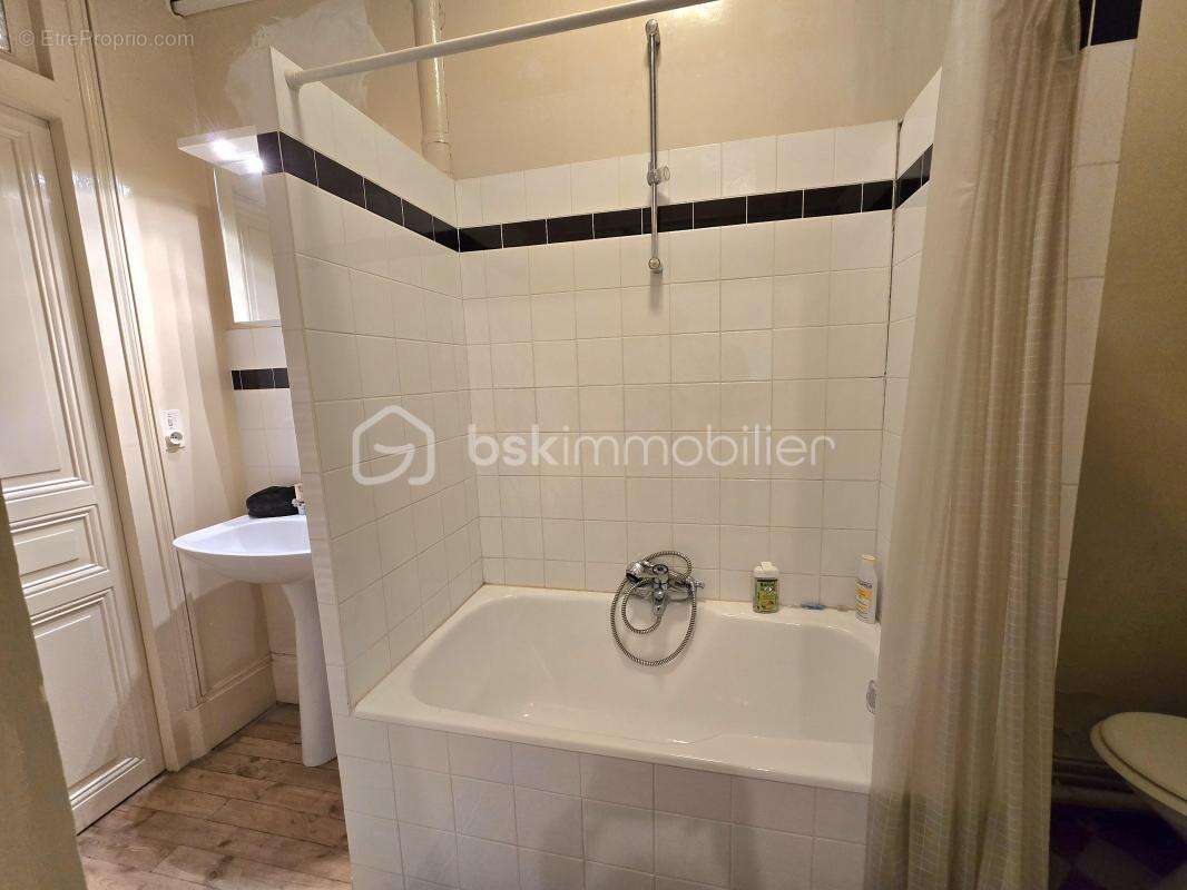 Appartement à VICHY