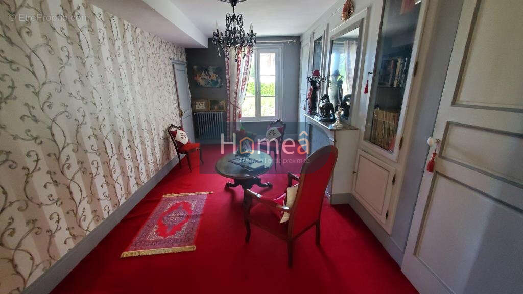 Maison à ENVERMEU