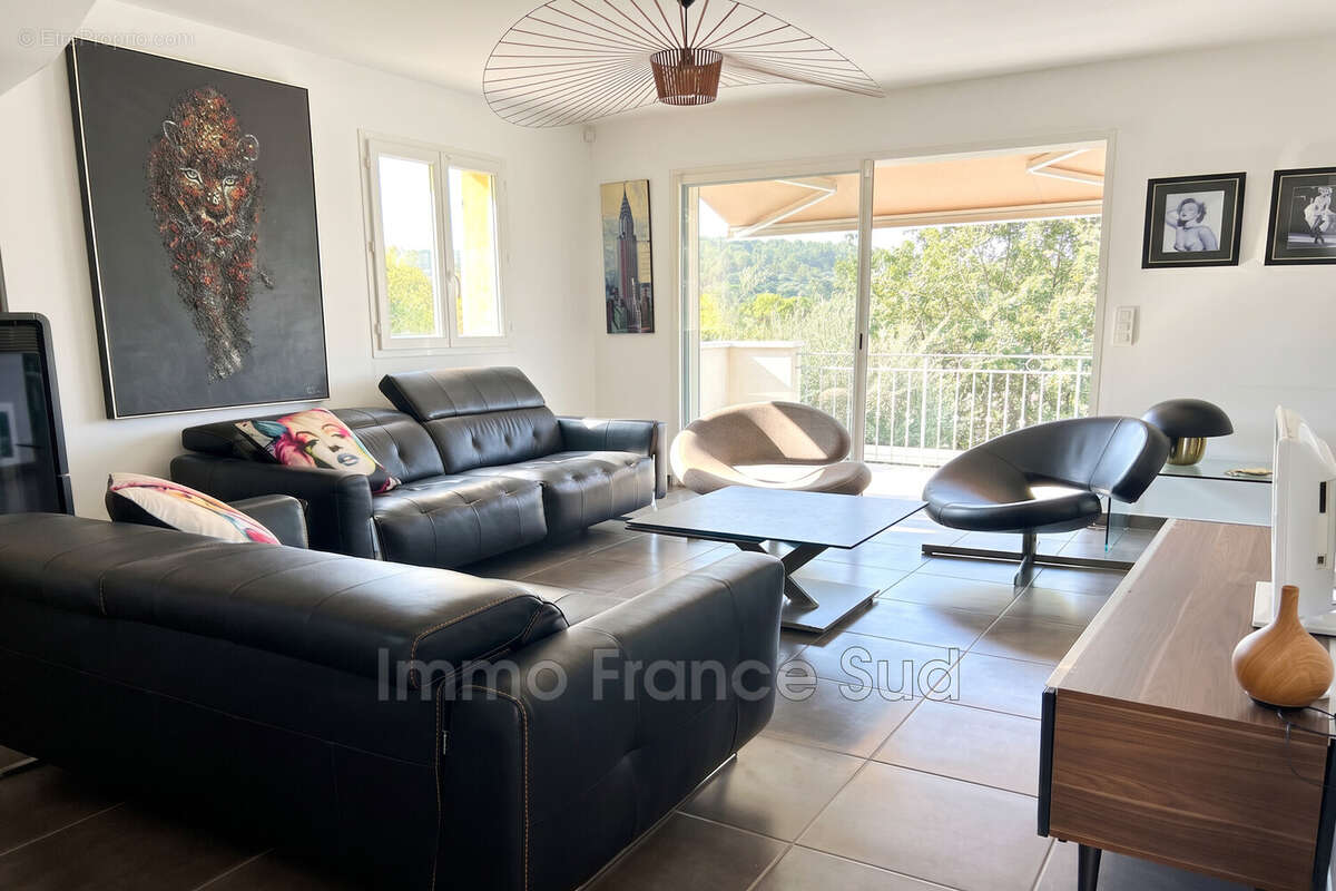 Maison 100 m² à Vidauban  - photo 9